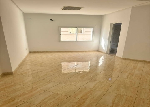 A louer Bureau à Ezzahra - Bien immobilier à {"id":3,"country_id":219,"name":"BEN AROUS","slug":"ben-arous"} - Agence Immobilière immo\'in