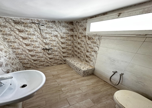 À vendre  Villa sur deux niveaux - Bien immobilier à {"id":3,"country_id":219,"name":"BEN AROUS","slug":"ben-arous"} - Image 2 - Agence Immobilière Maison Plus Elite