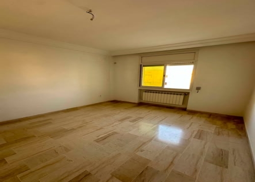 À Vendre – Appartement S3 avec place de parking - Bien immobilier à {"id":3,"country_id":219,"name":"BEN AROUS","slug":"ben-arous"} - Image 3 - Agence Immobilière Maison Plus Elite